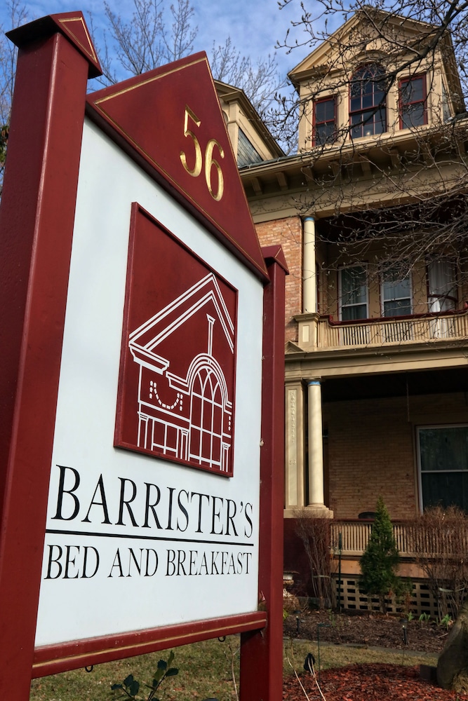 Barrister s Bed & Breakfast 2/42