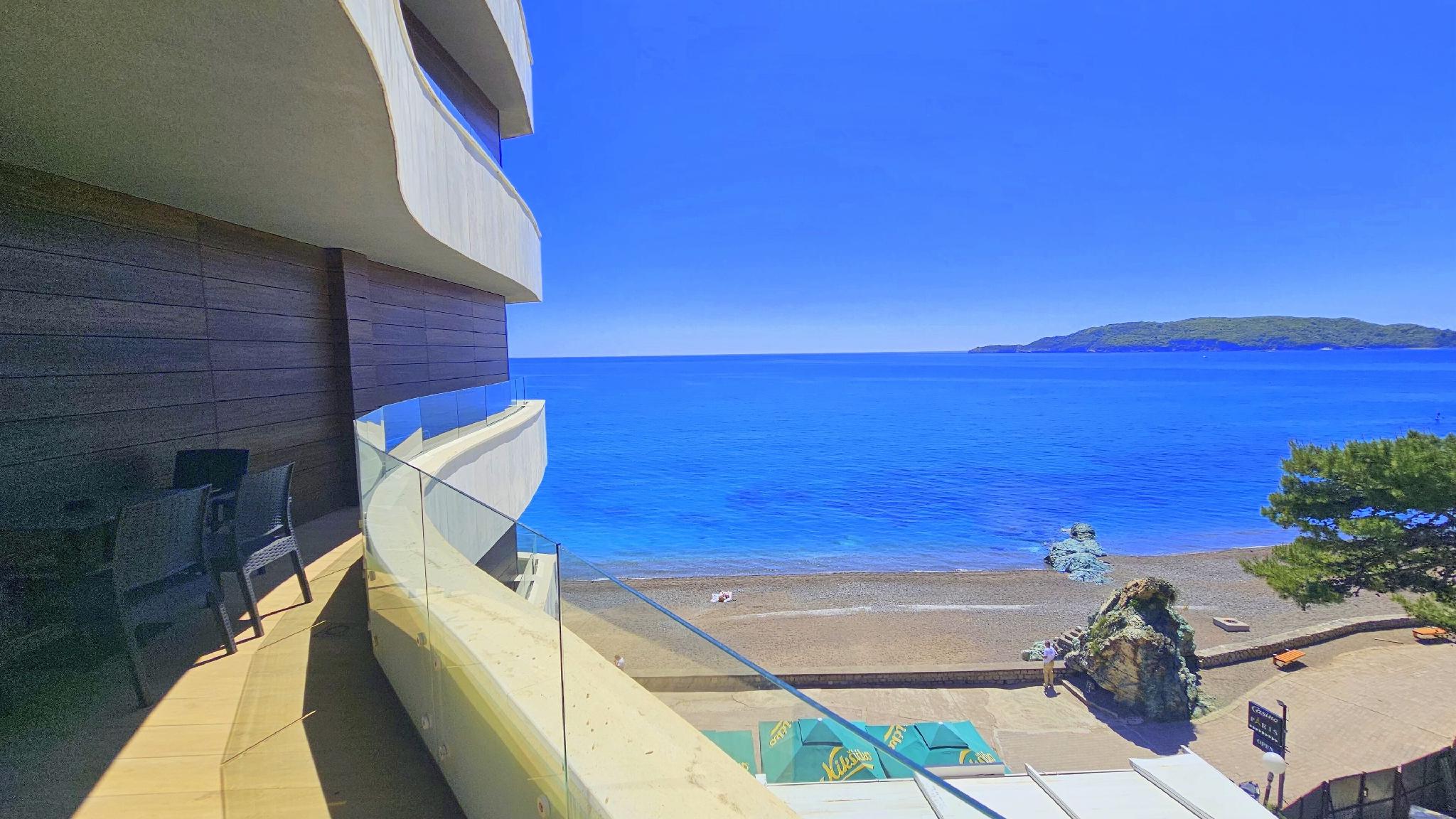 Royalis Suites 23/32