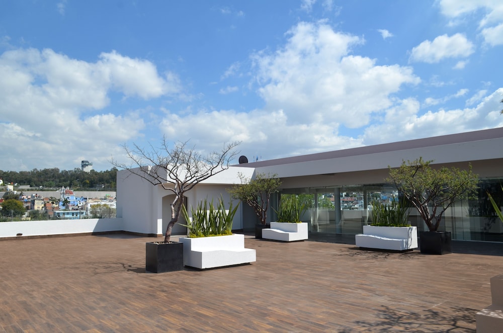 Hotel 5 de Mayo 40/43