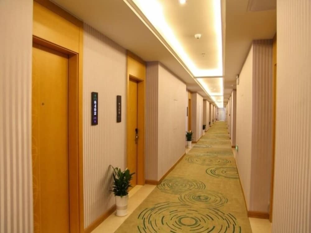 Greentree Inn Zhuhai Mingzhu Station Express Hotel 20/27
