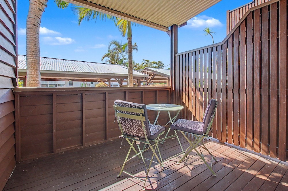 Boat Harbour Studio Apartments and Villas 22/48