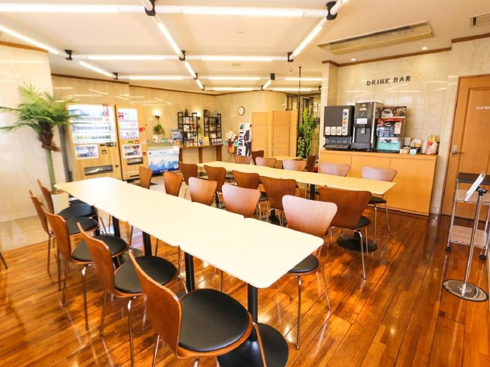 Hotel Livemax Budget Fuji Station 16/22