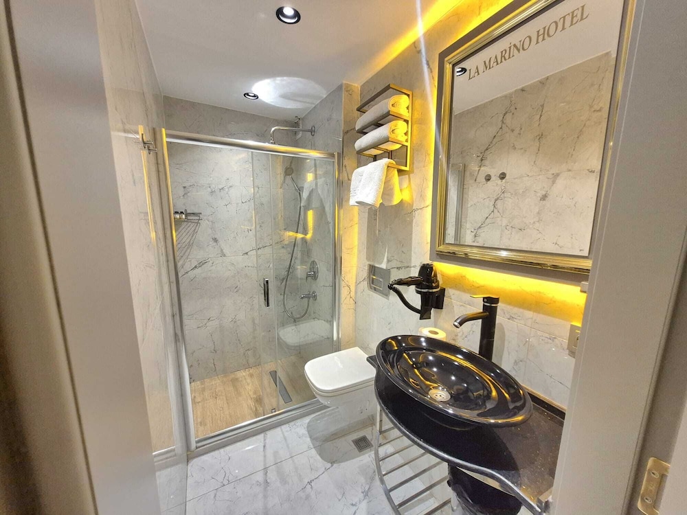 Taksim La Marino Hotel 41/50