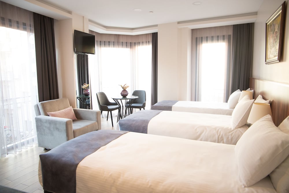 La Wisteria Boutique Hotel 7/66