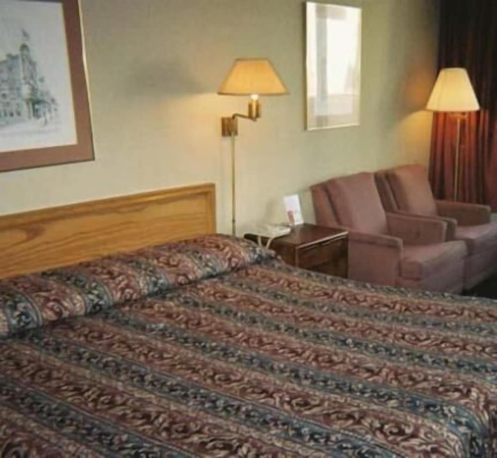 ROYAL EXTENDED STAY ALCOA 11/12