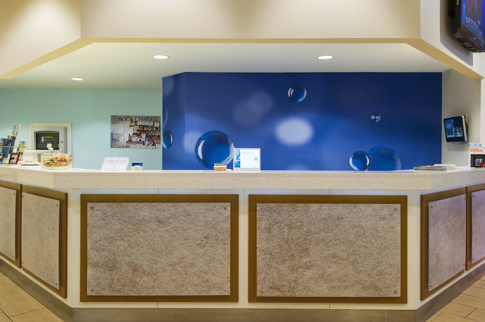 Lobby at Springhill Suites Lawrence Downtown, LAWRENCE - KS