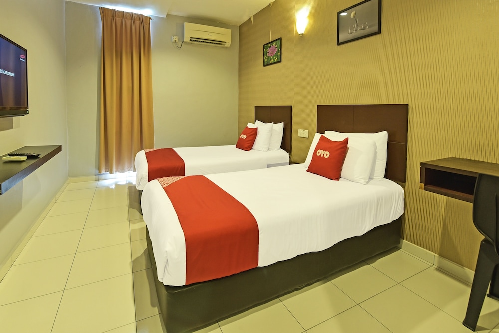 Hotel O M Three Hotel 29/55