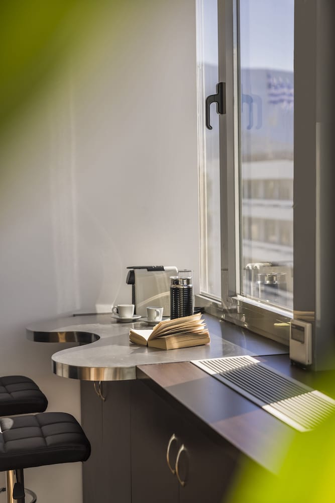 Aria Acropolis Suites 28/34