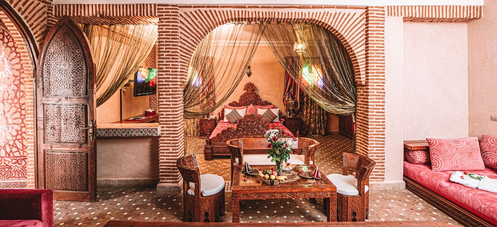 Riad Mabrouk 35/50