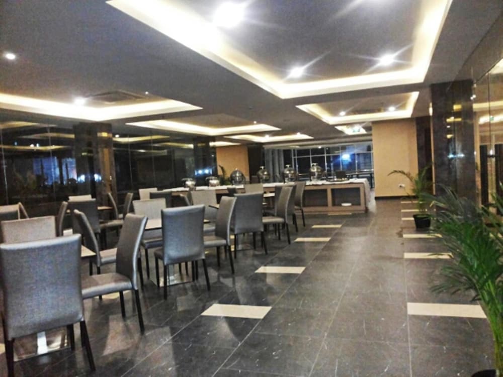 Serela Waringin 32/46