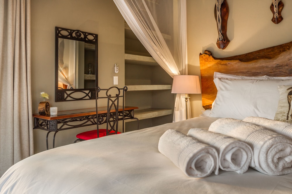 Ukuthula Bush Lodge 3/38