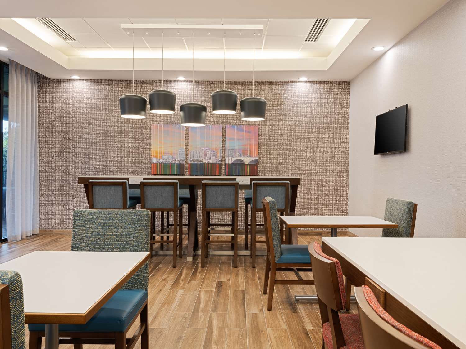 restaurant cafeteria