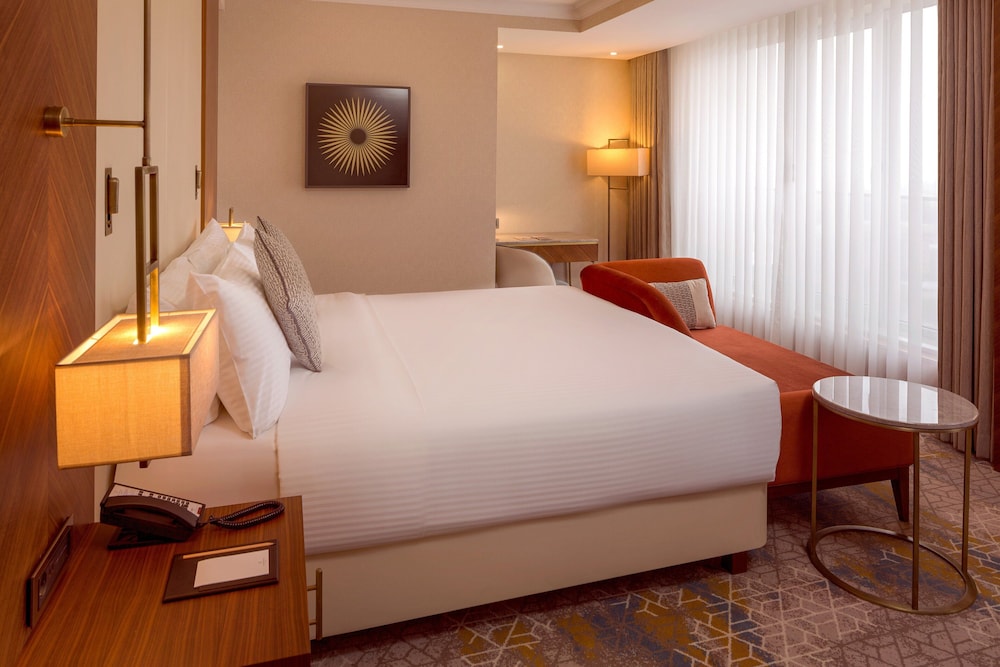 Sheraton Bishkek 6/57