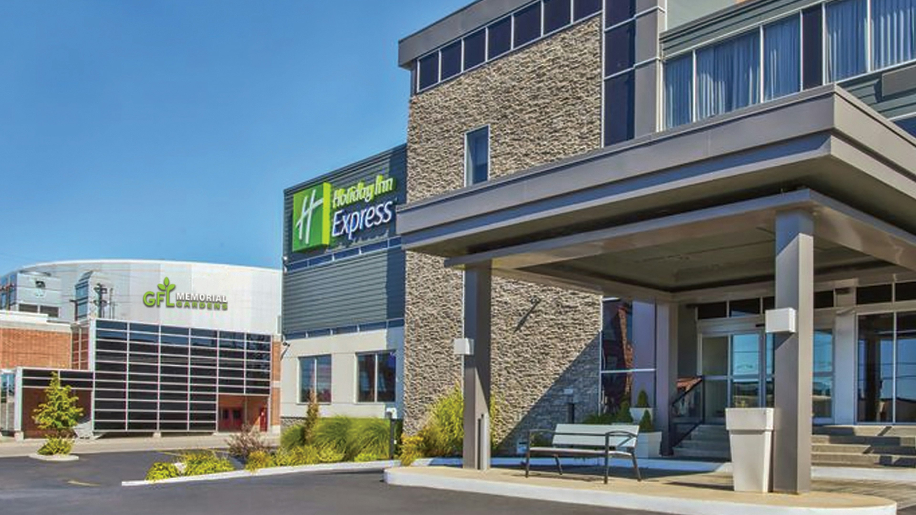 Holiday Inn Express: Sault Ste Marie 24/34