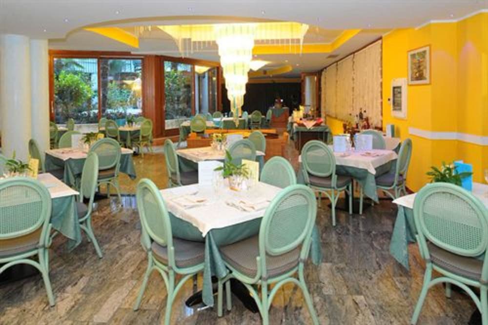 Hotel Alexander 33/46