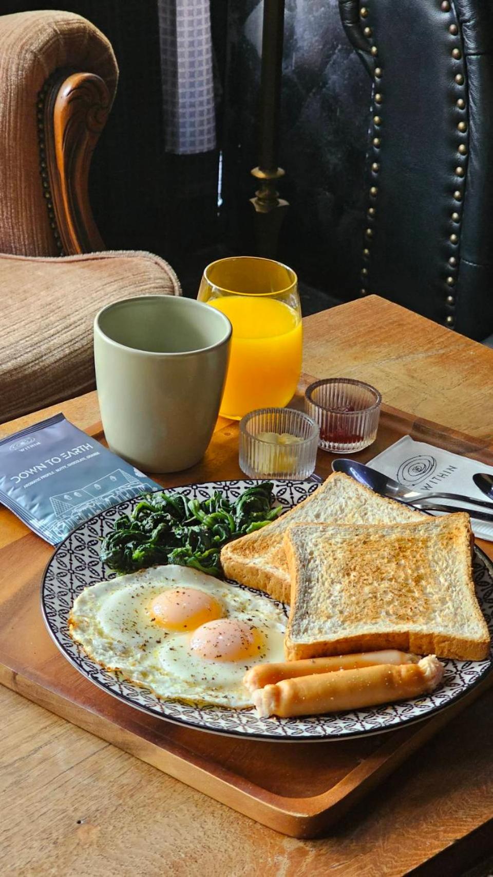 Within Korat - Poshtel x Cafe 40/50