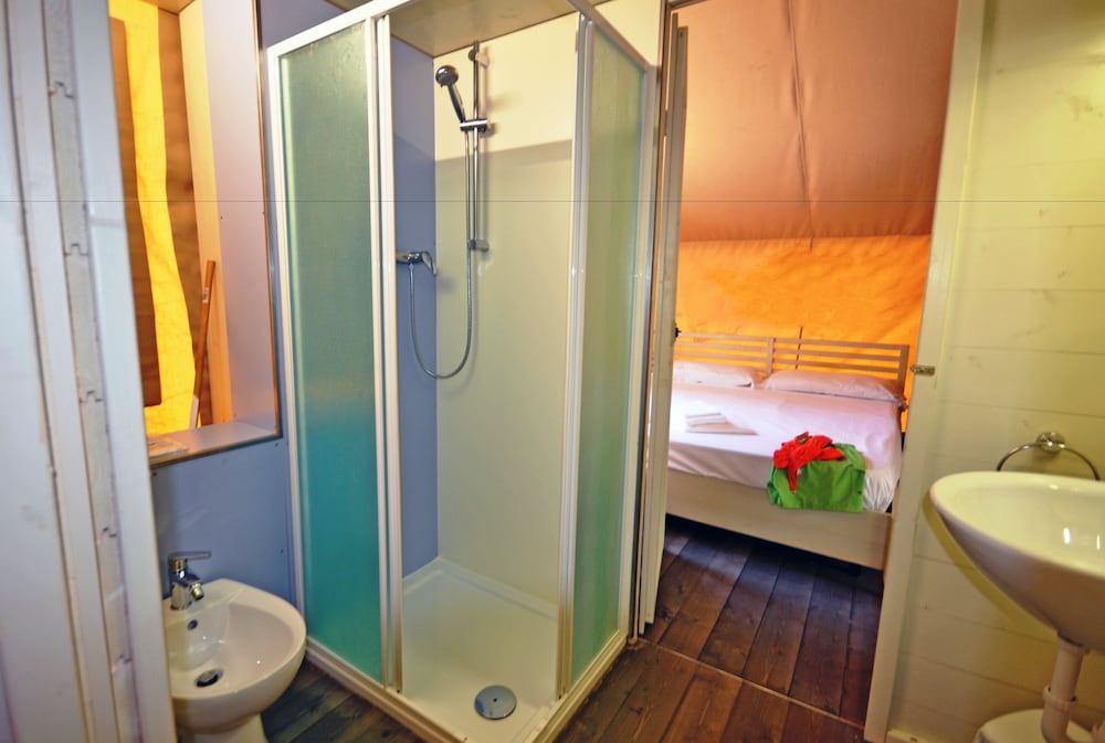 PARADU TUSCANY ECORESORT 29/86