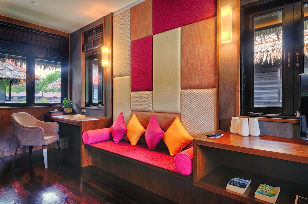 Gayana Marine Resort 34/71