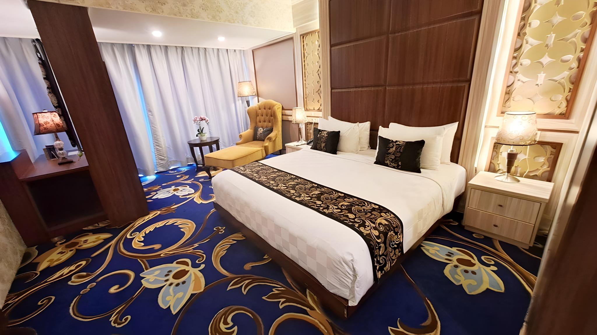 Sapphire, Suite