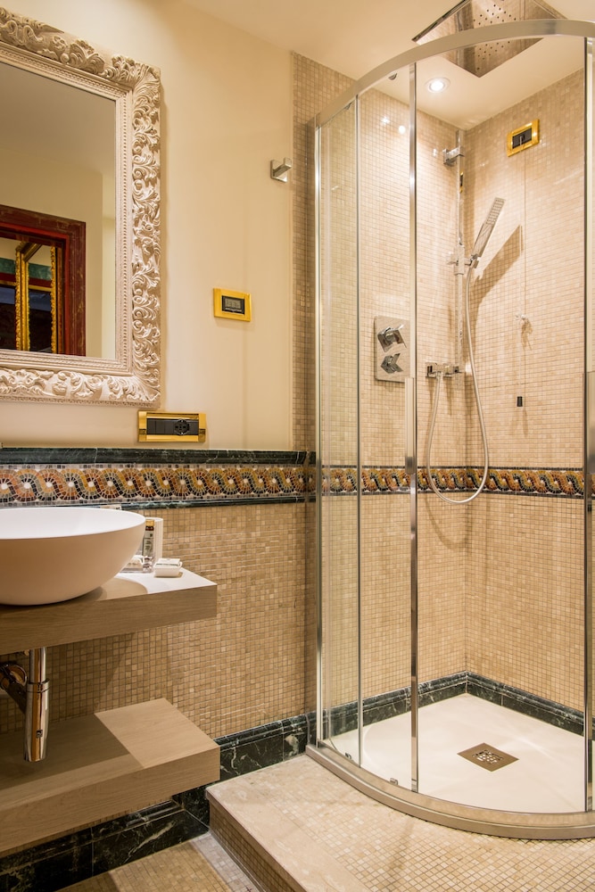 Hotel Santo Stefano 46/47