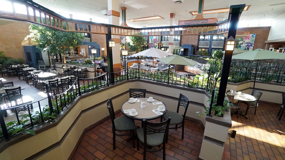 The Glenmore Inn & Convention Centre 42/60