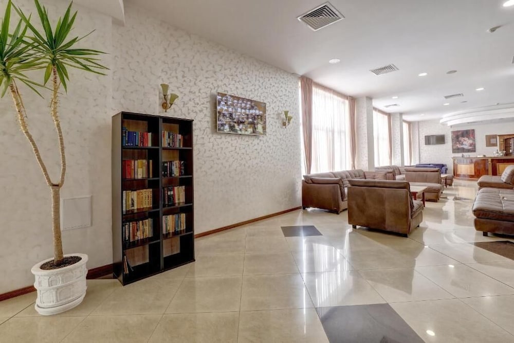 HOTEL CONTINENTAL 7/41