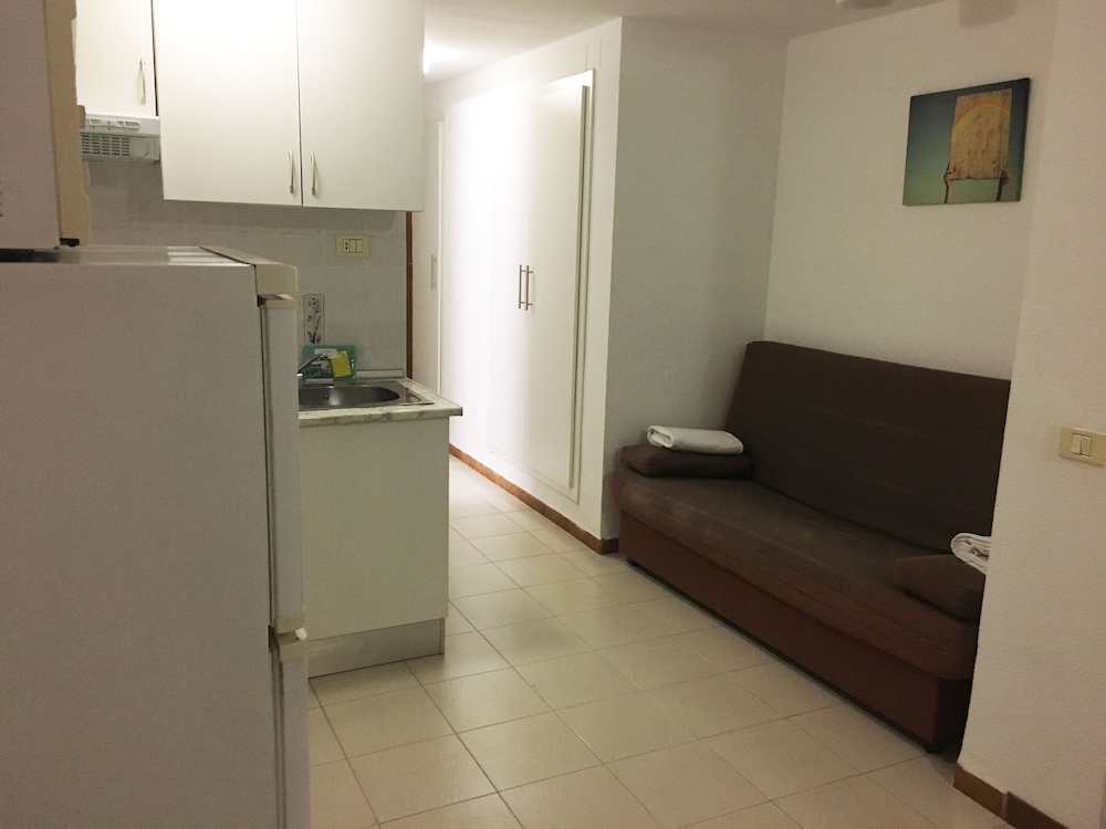 APARTAMENTOS BERNAT PIE DE PLAYA 3000 8/68
