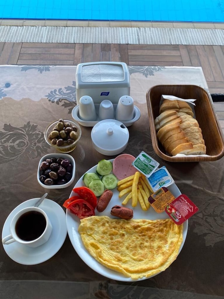 マリーナ アパート ホテル 写真3