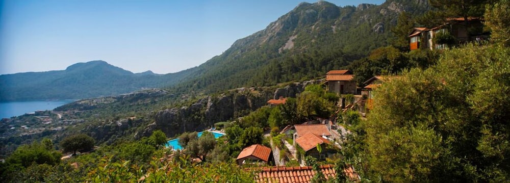 Dionysos Hotel 47/62