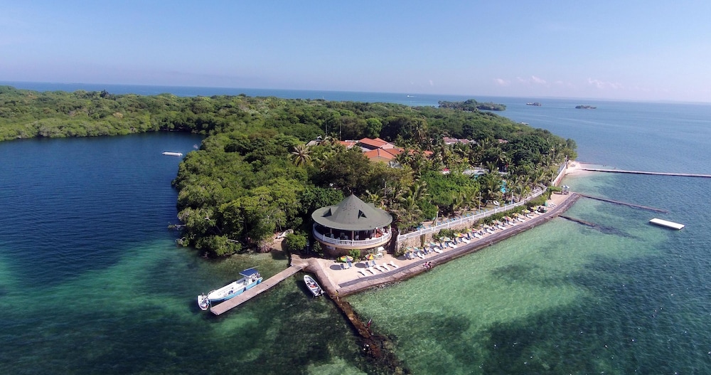 Hotel Cocoliso Island Resort 8/75
