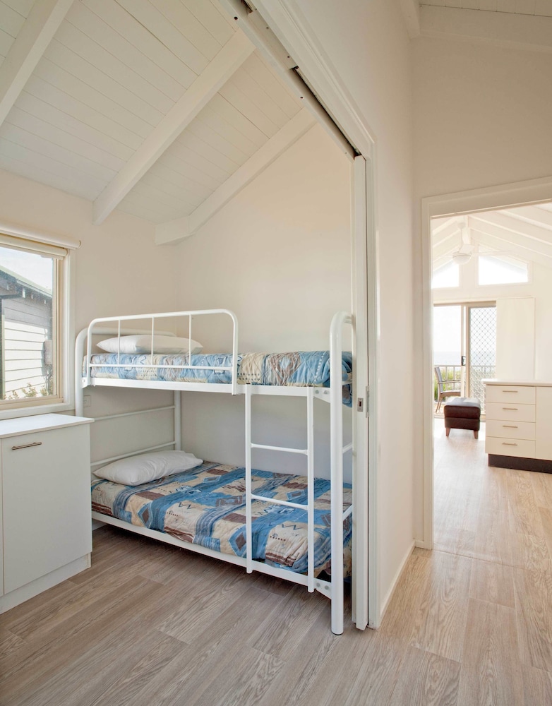 BLUE LAGOON BEACH RESORT 23/67