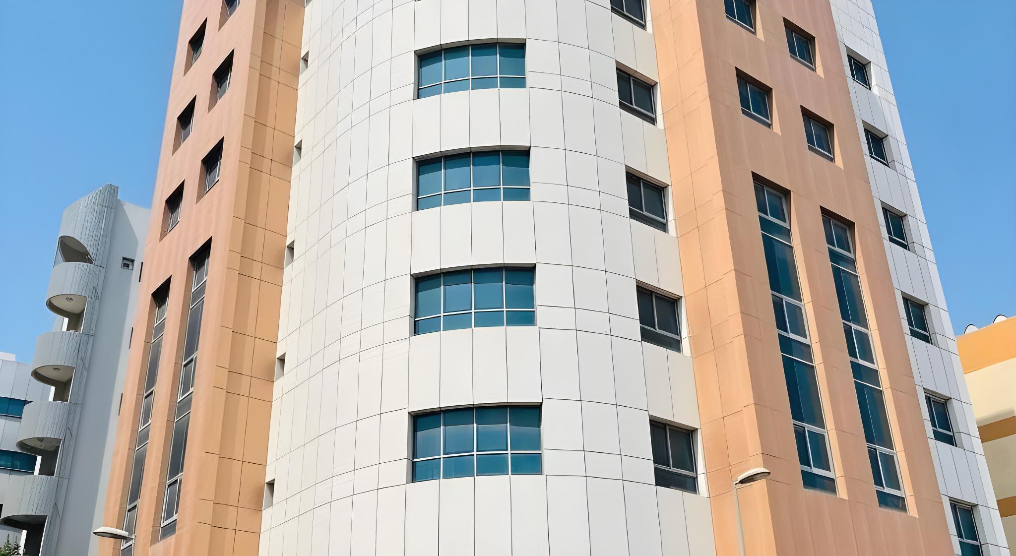 MRA Grand Hotel 9/33