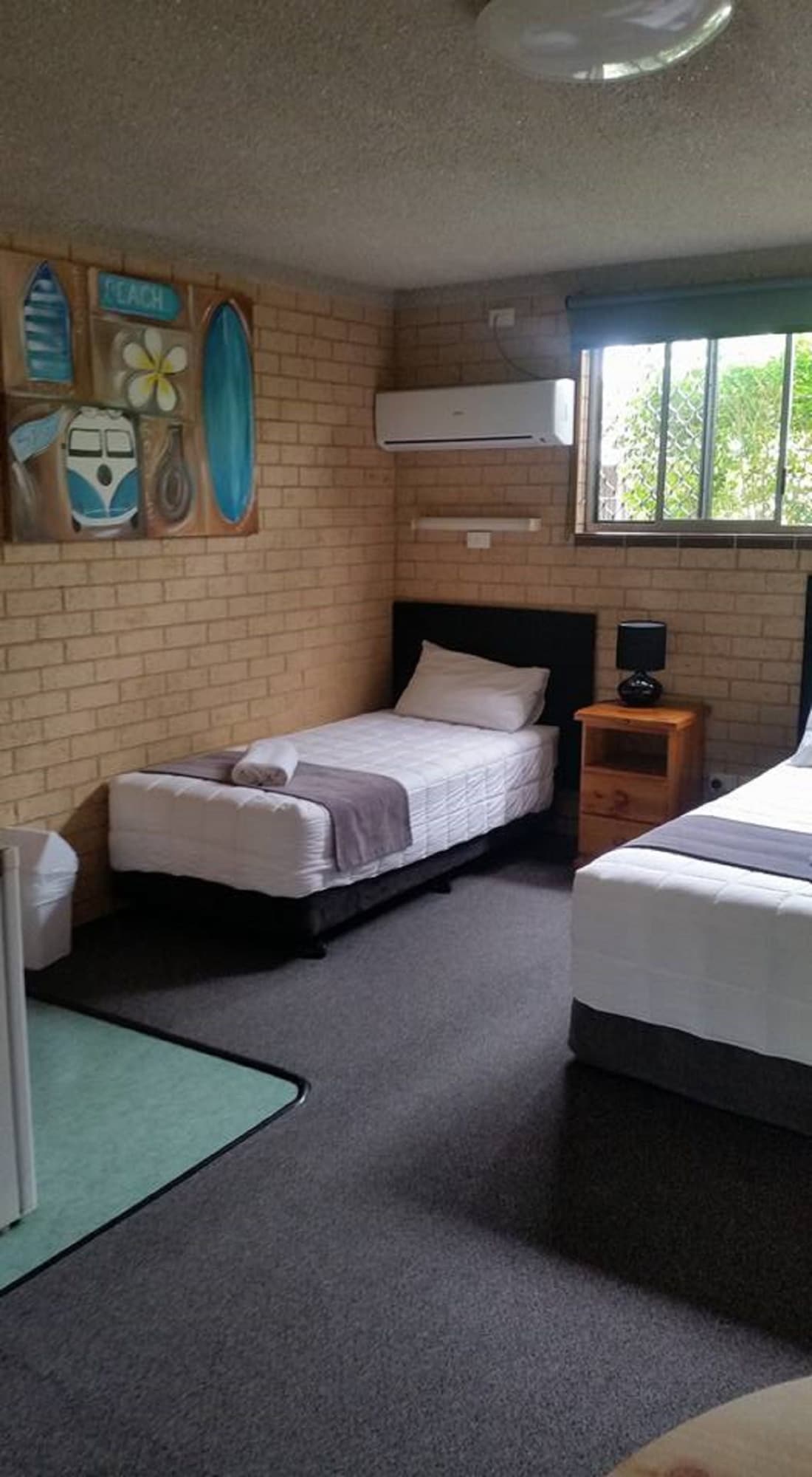 غرفة بسرير كوين وسرير فردي، Avlon Gardens Motel And Holiday Houses 2/7