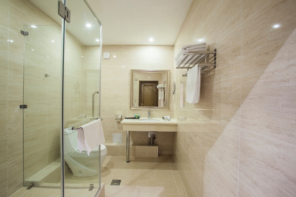 Renion Park Hotel 33/34