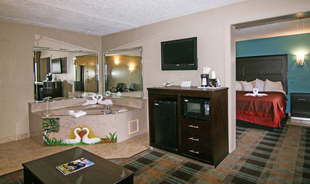 Economy Suites Springfield - I-44 32/43