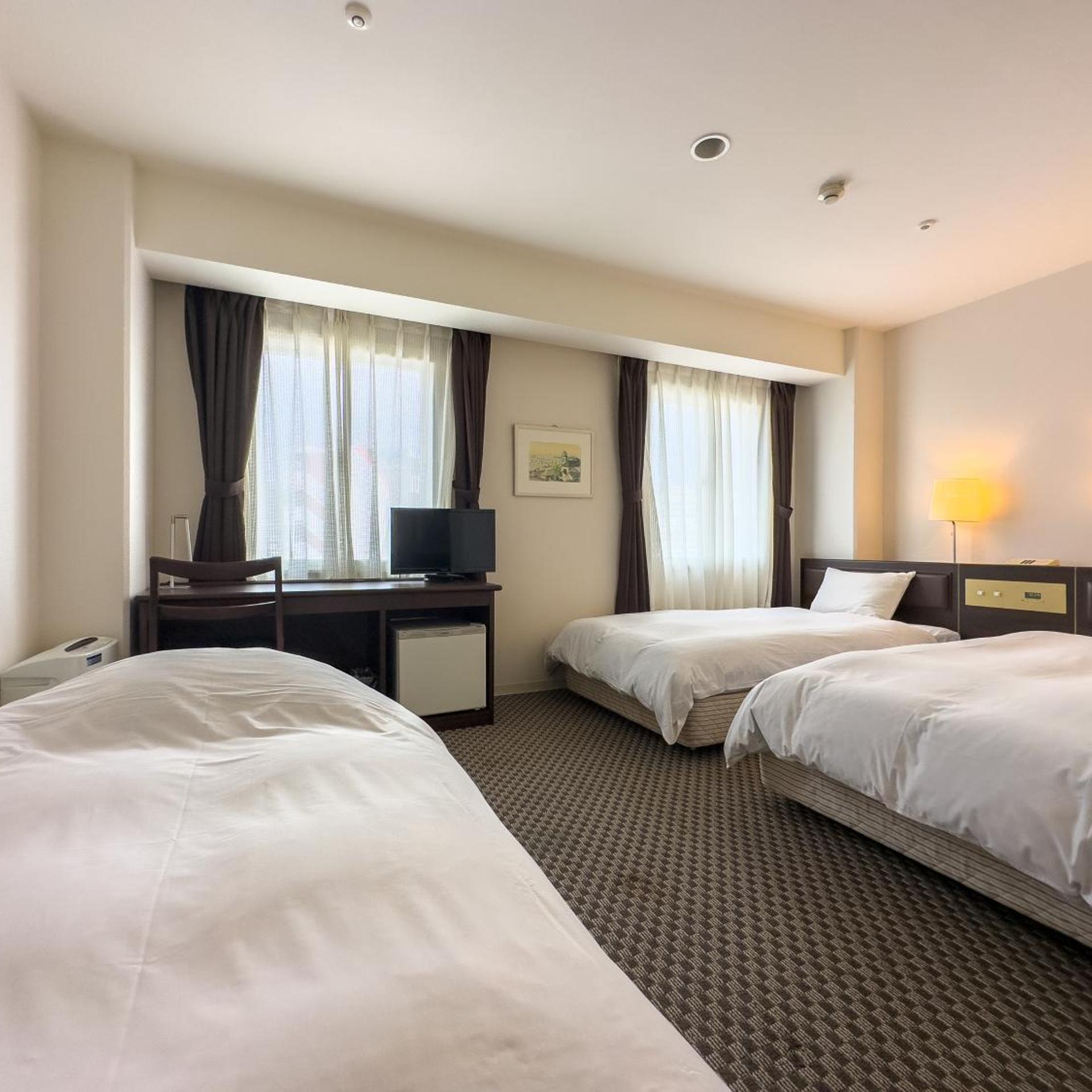 SUPERIOR, TWIN BEDS