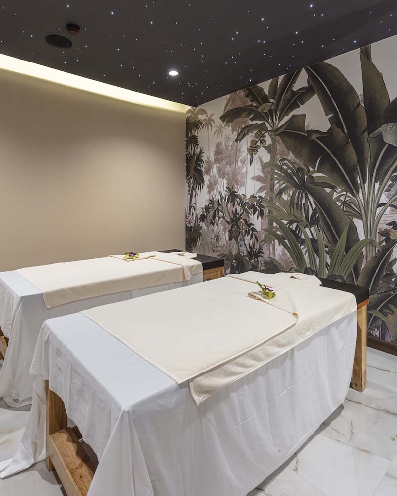 Laguna Grand Hotel & Spa Songkhla (SHA Certified) 25/50