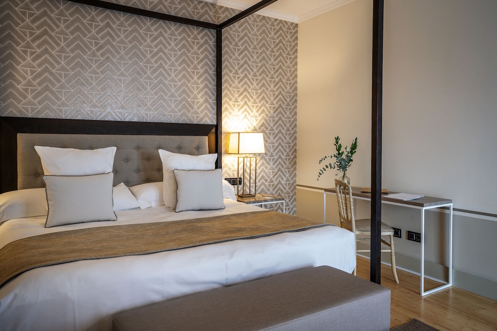 Hospes Palacio de Arenales Spa 29/68
