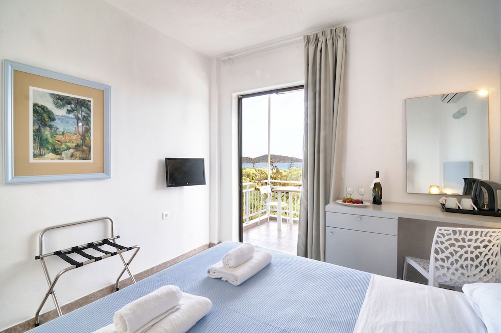 Elounda Krini Hotel by GHH 34/79