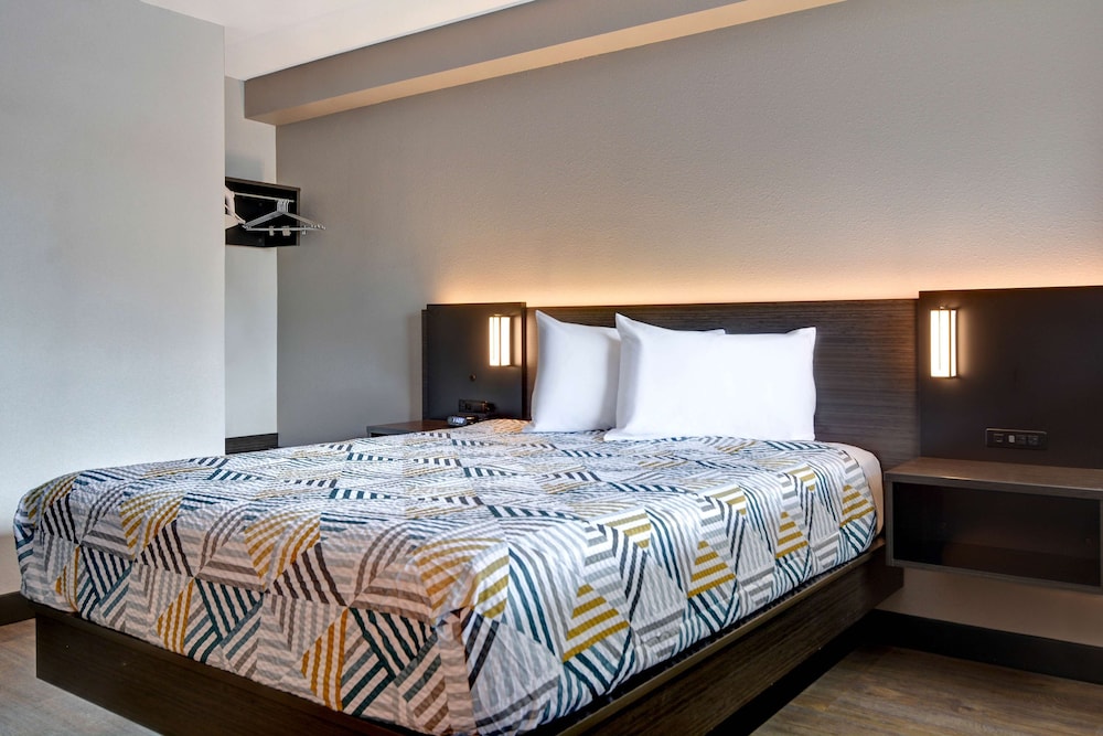 Studio 6 Extended Stay - Jacksonville, FL - Baymeadows 15/36