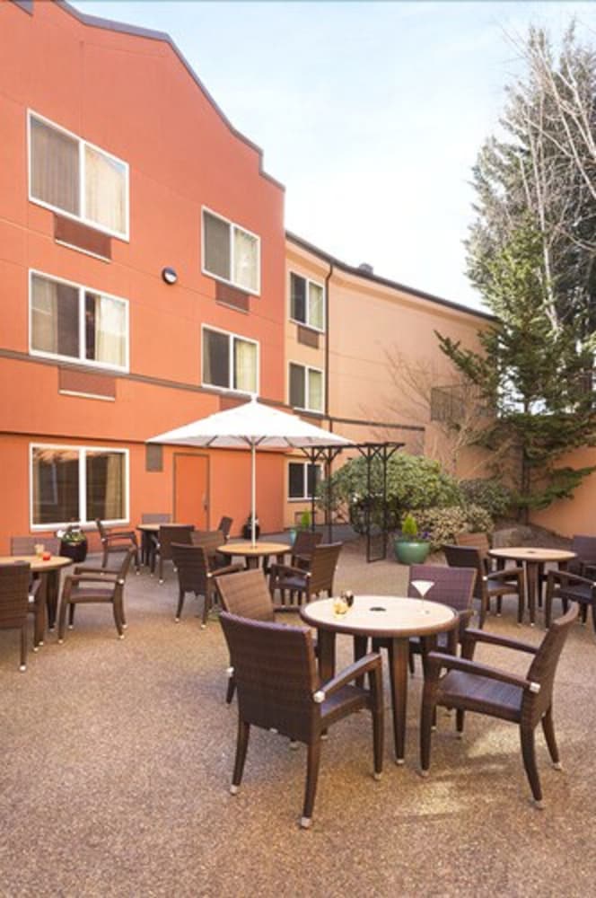 DoubleTree by Hilton Hotel Portland - Tigard 26/28