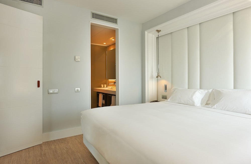 Nh Collection Barcelona Gran Hotel Calderon 8/48