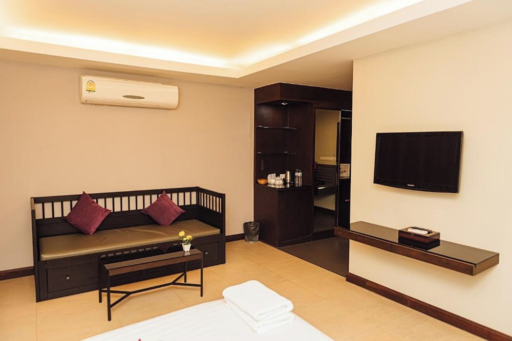 Gazebo Resort Pattaya 78/90