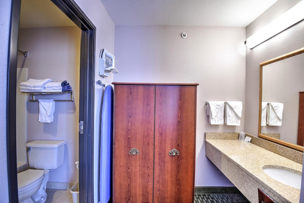 SureStay Hotel by Best Western Ottawa 19/42