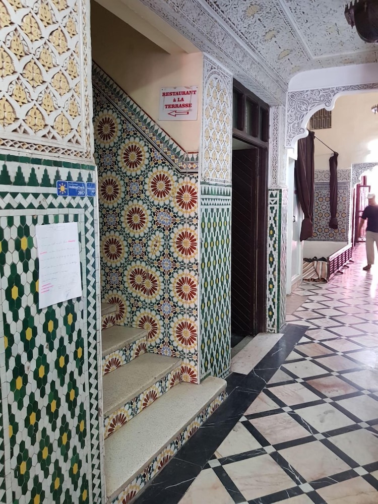HOTEL ALI 10/72