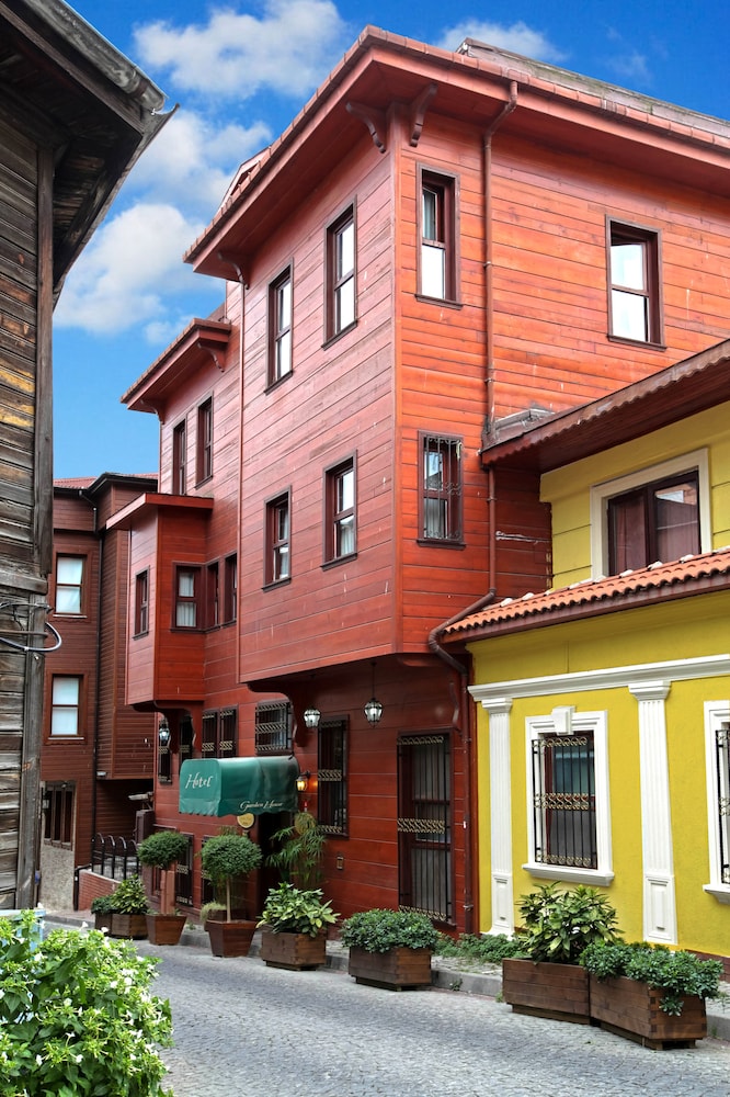 Garden House Istanbul 6/50