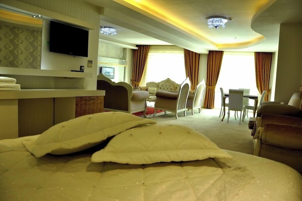 Ancient Mesopotamia Hotel 24/42