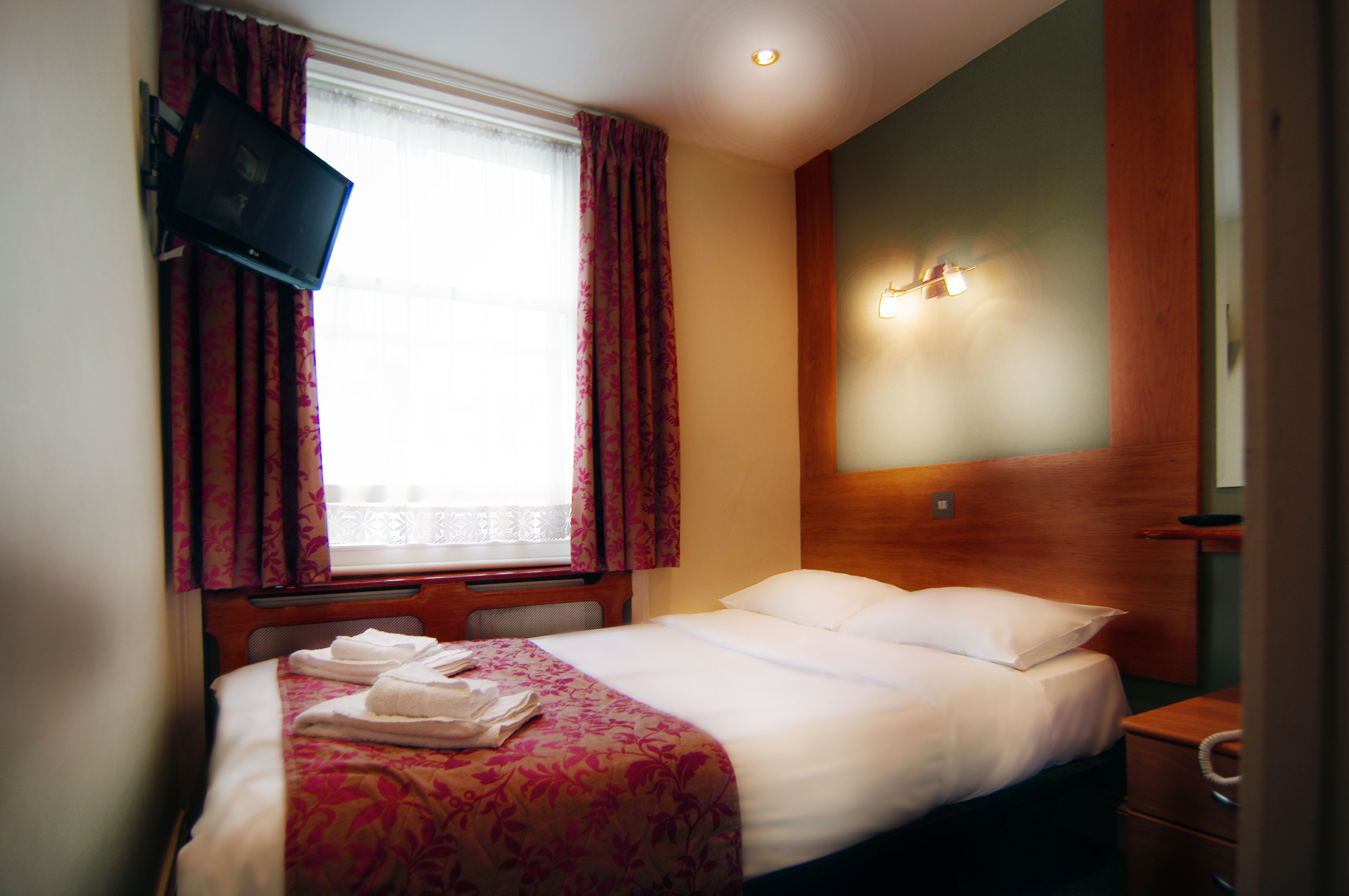 Westbury Hotel 15/57