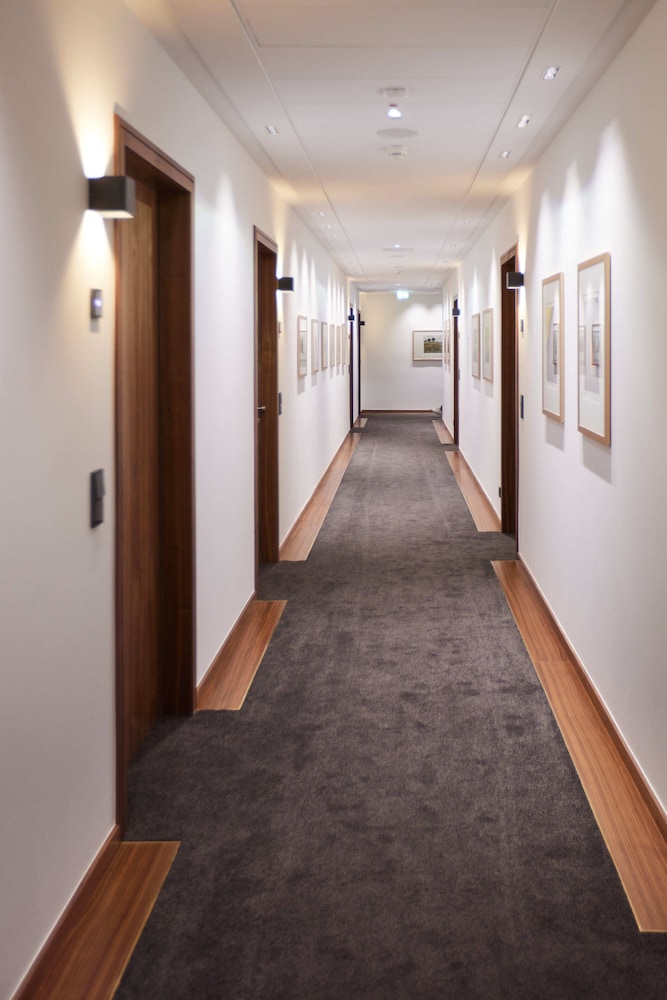 Kasino Hotel 35/42