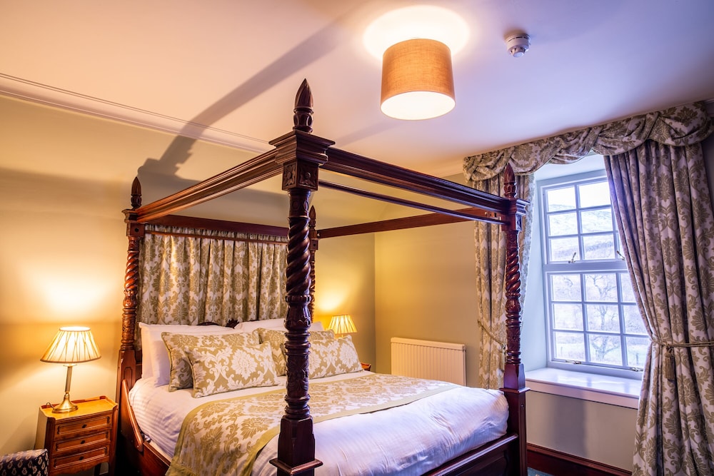 Dalmunzie Castle Hotel 33/77